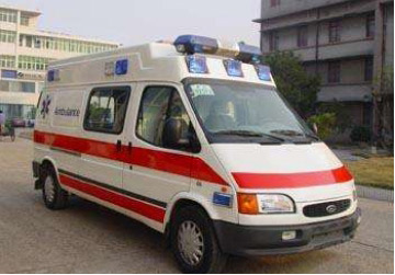 隆回县救护车租赁